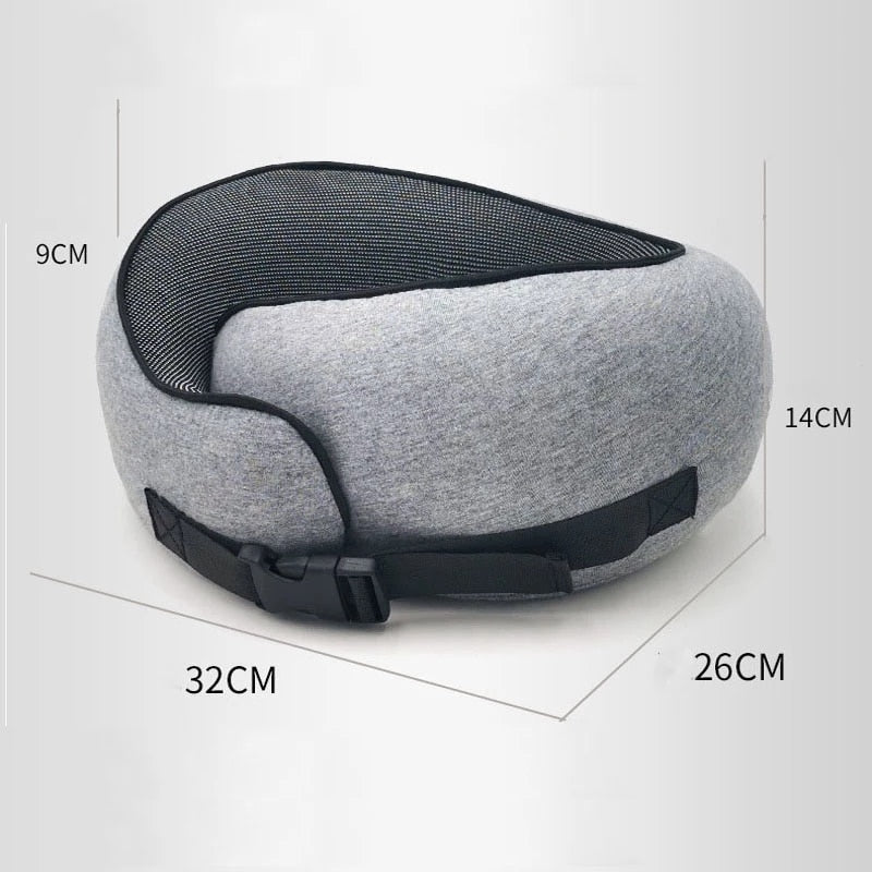 Almohada de viaje para el cuello de espuma viscoelástica TRVL+